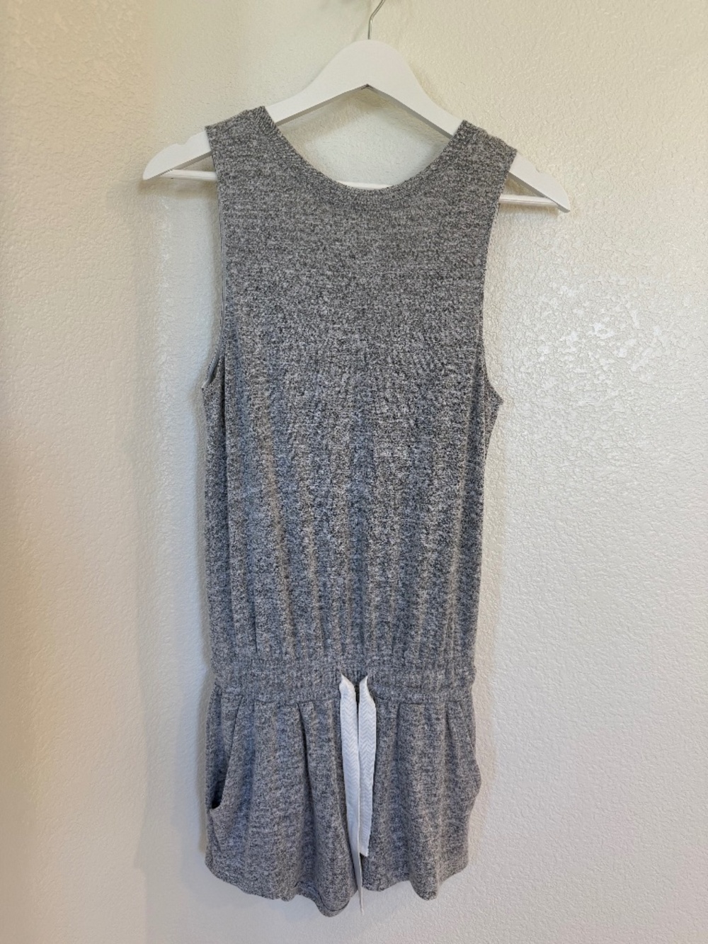 Aritzia Wilfred Free Izabel Romper Size XXS